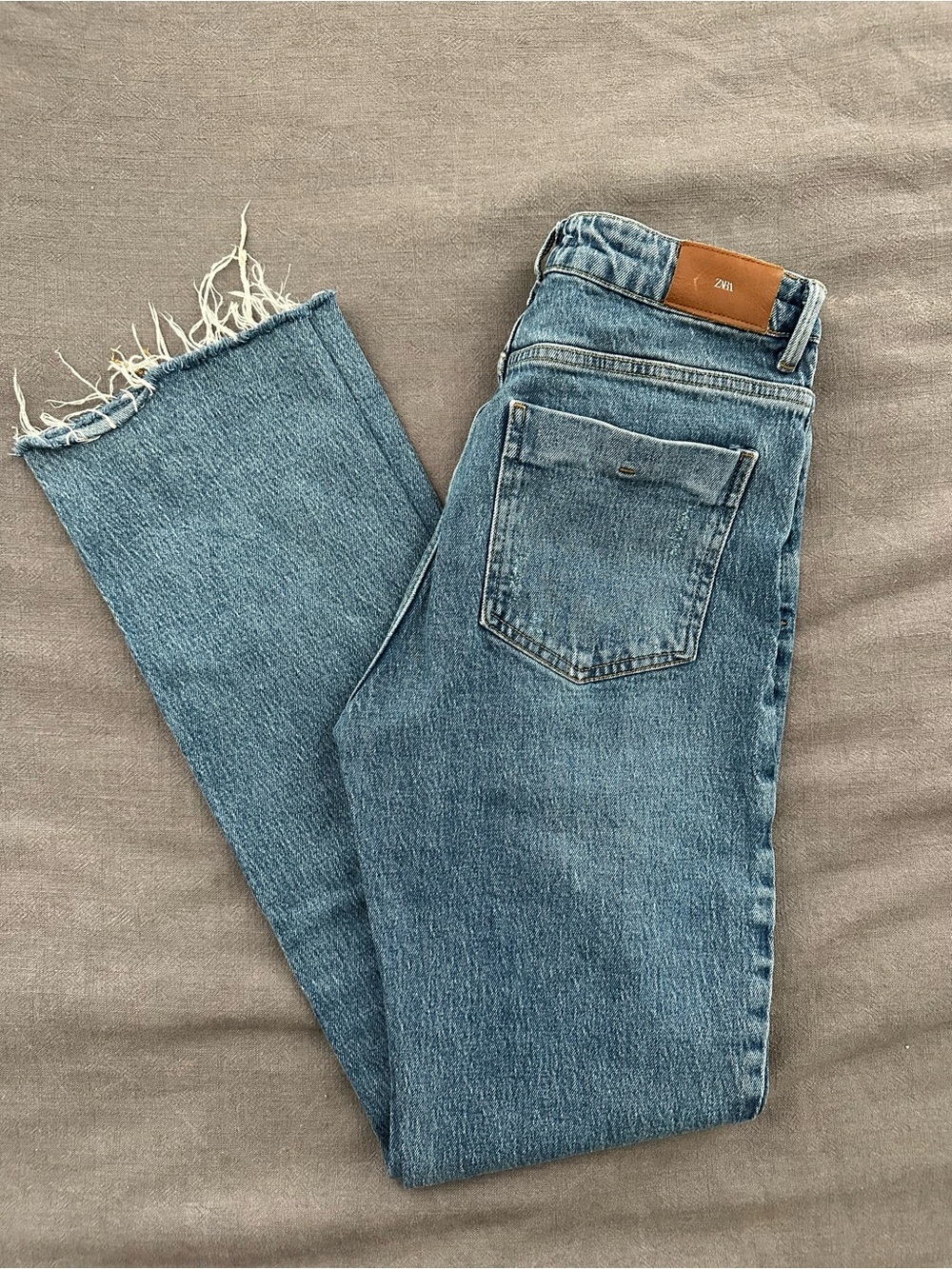 Zara Blue women’s Straight-Leg Jeans -